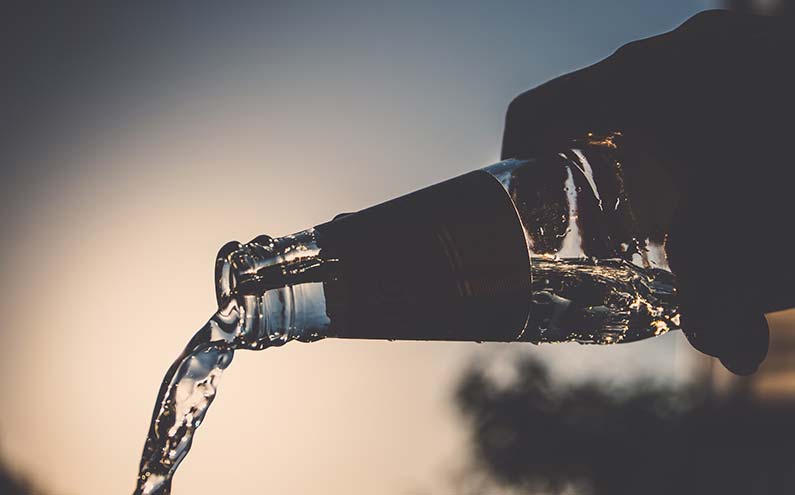 Perhatikan-Izin-Edar-bagi-Air-Minum-Dalam-Kemasan