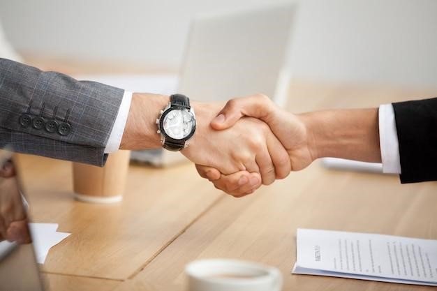 Mengenal Merger (Penggabungan) PT, Berkaca dari IndiHome dan Telkomsel